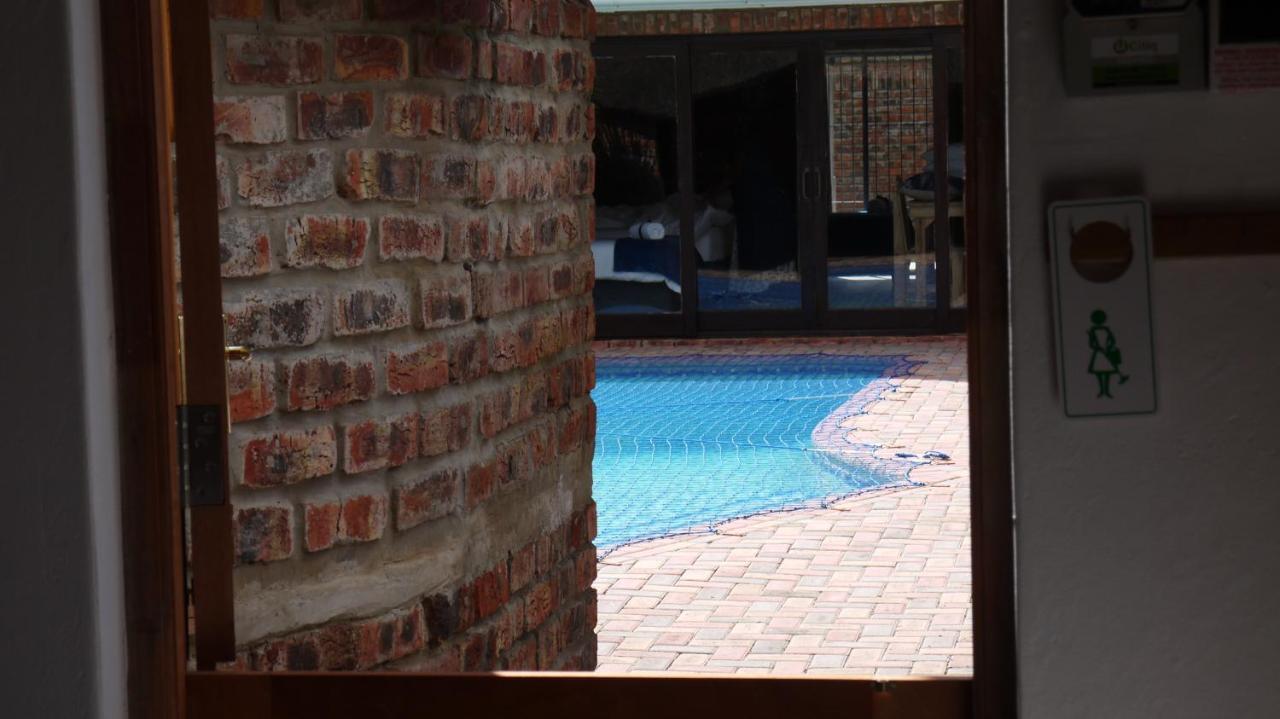 Lägenhet på 30 m² i Bluewater Bay, med 1 sovrum och 1 badrum  Port Elizabeth Exteriör bild