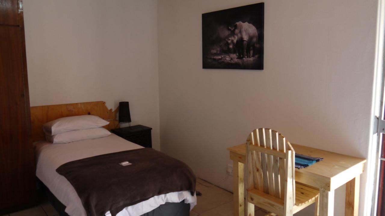 Lägenhet på 30 m² i Bluewater Bay, med 1 sovrum och 1 badrum  Port Elizabeth Exteriör bild